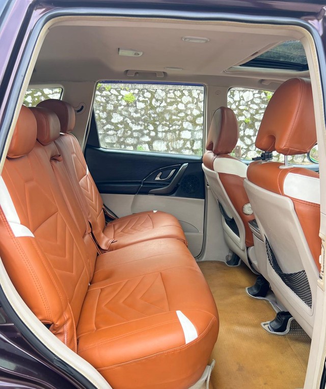 Second-hand 2015 Mahindra XUV500 W11 FWD Diesel for sale in Mumbai-5