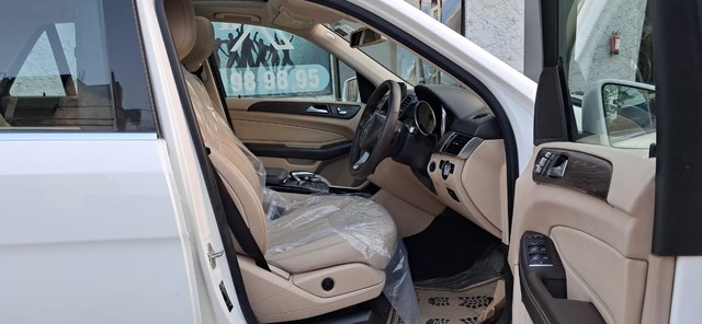 Second-hand 2017 Mercedes-Benz GLE 350d for sale in New Delhi-16