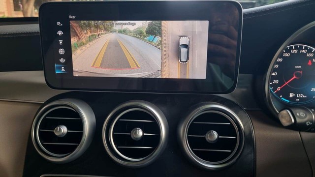 Second-hand 2022 Mercedes-Benz GLC 200 for sale in New Delhi-13