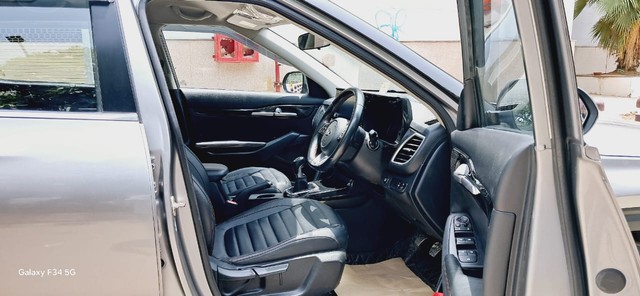 Second-hand 2019 Kia Seltos GTK for sale in New Delhi-8