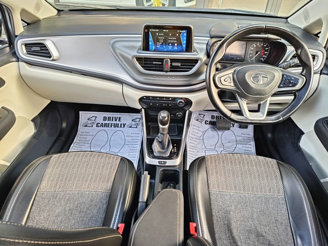 Second-hand 2023 Tata Altroz XZ Plus S for sale in Ludhiana-4