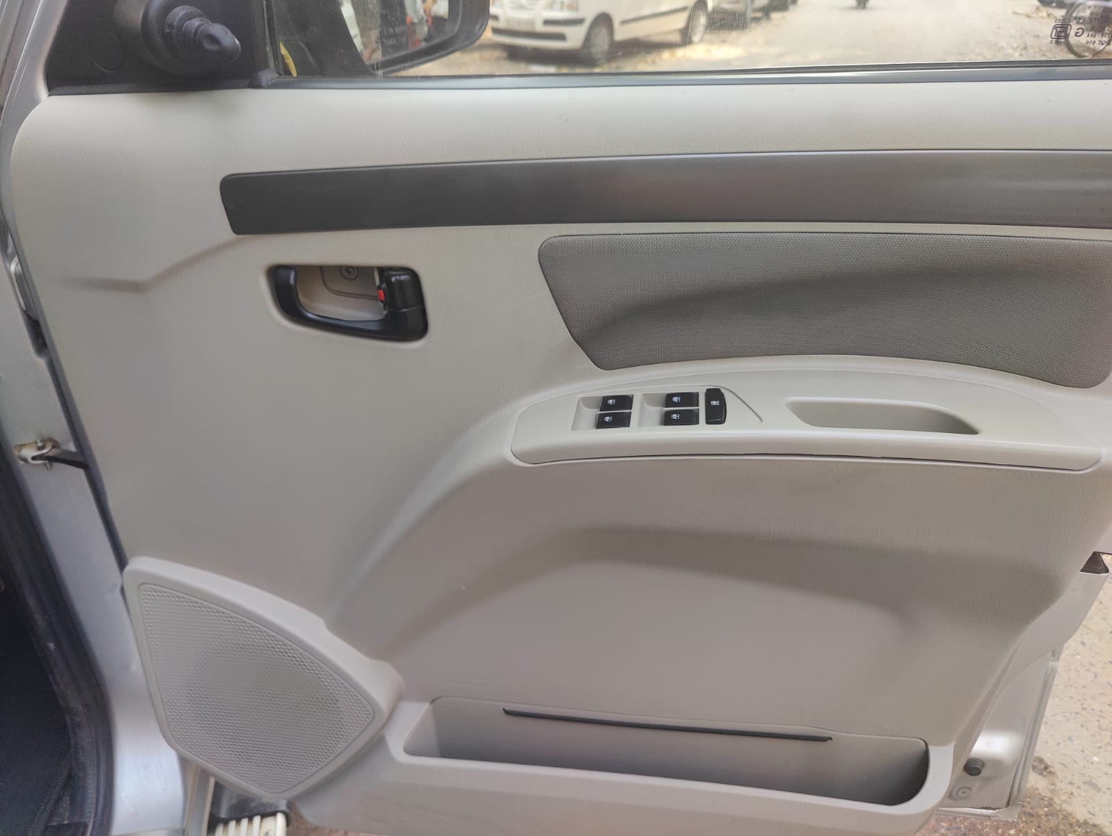 Buy Used Mahindra Scorpio S5 of 2022 model @ 10,95,000 INR in Delhi ...