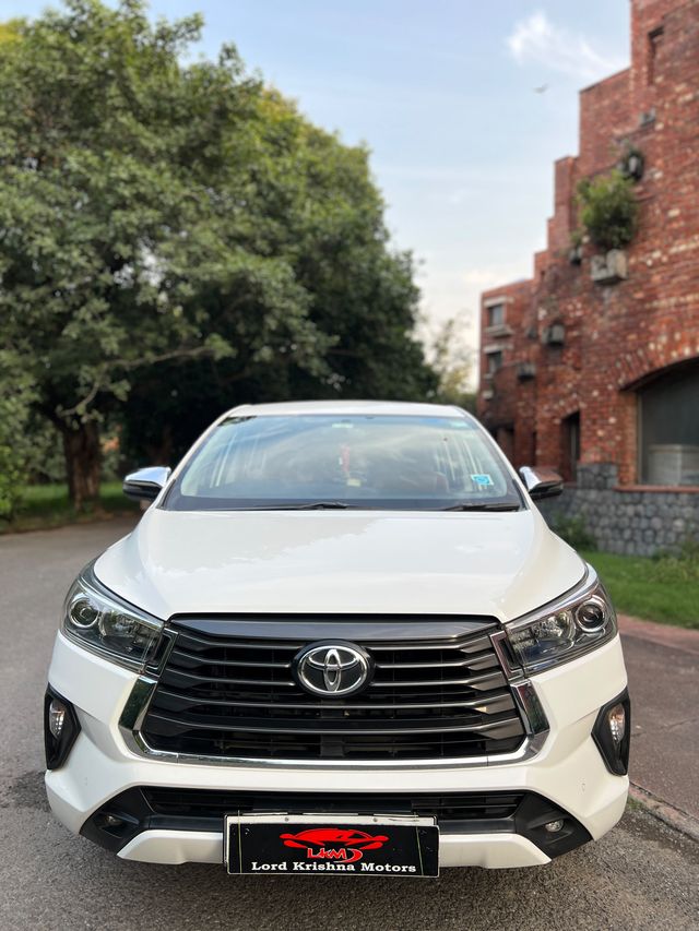 Toyota Innova Crysta 2.7 जेडएक्स 7 STR AT Second-hand 2021 Toyota Innova Crysta 2.7 जेडएक्स 7 STR AT for sale in New Delhi