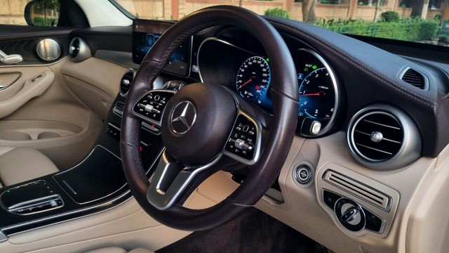 Second-hand 2022 Mercedes-Benz GLC 200 for sale in New Delhi-1