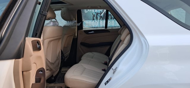 Second-hand 2017 Mercedes-Benz GLE 350d for sale in New Delhi-18