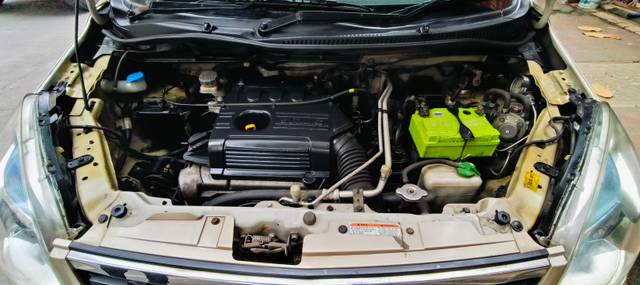 https://images10.gaadi.com/usedcar_image/UKQ1.230924.001/original/c241d091-364f-4a5b-849d-85e10e73b10d.jpg?imwidth=6402