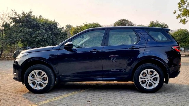 Second-hand 2021 Land Rover Discovery Sport Dynamic SE for sale in New Delhi-5