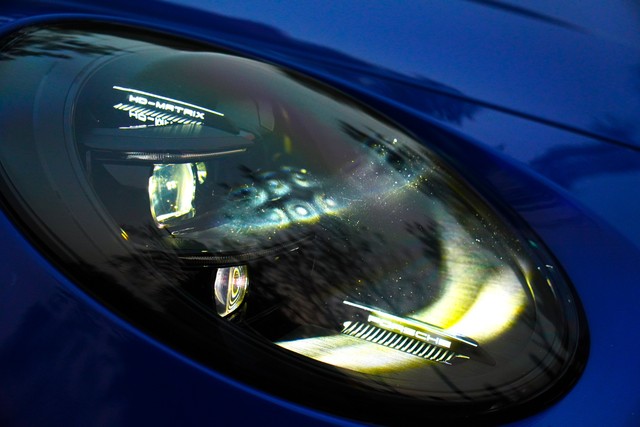 Second-hand 2024 Porsche 911 Carrera for sale in Kolkata-10