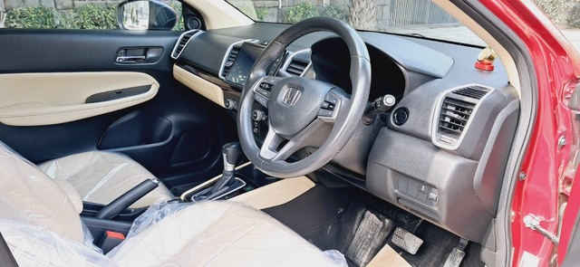 Second-hand 2022 Honda City ZX CVT for sale in New Delhi-9