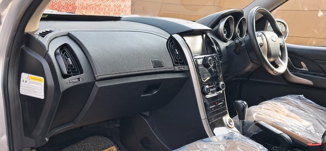 Second-hand 2019 Mahindra XUV500 W11 AT BSIV for sale in New Delhi-15