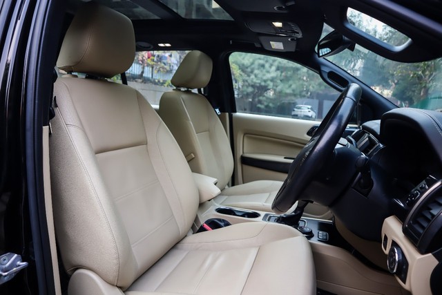 Second-hand 2021 Ford Endeavour Titanium Plus 4X4 AT for sale in New Delhi-16