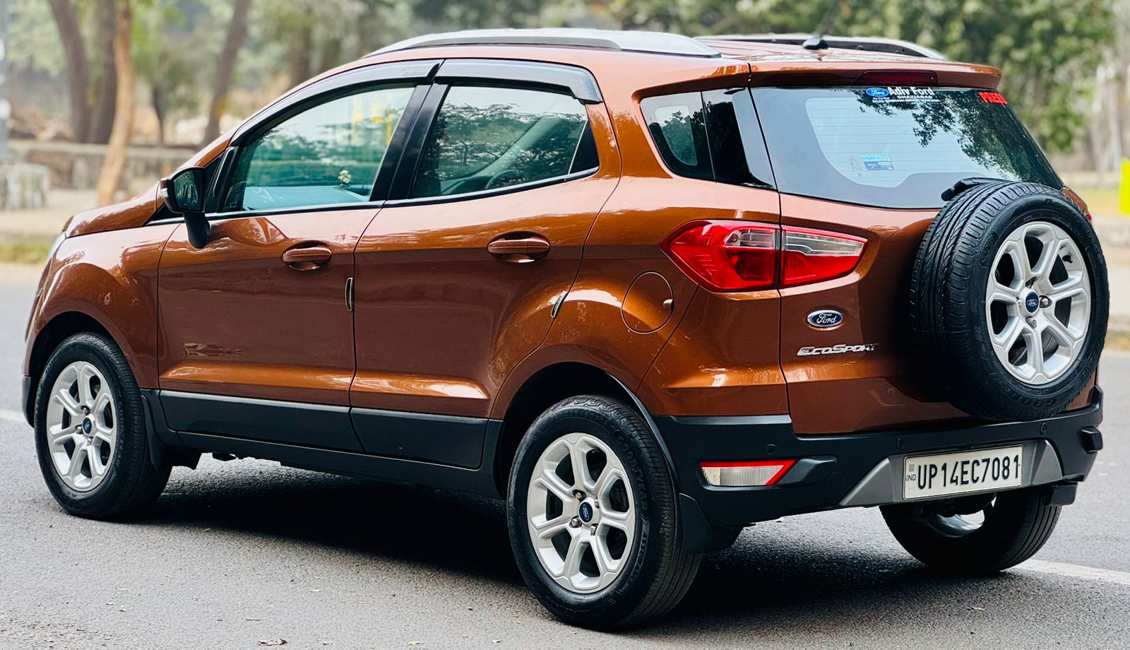 Buy Used Ford Ecosport 1.5 Petrol Titanium Plus BSIV of 2019 model @ 6
