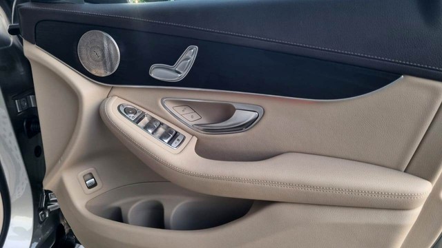 Second-hand 2022 Mercedes-Benz GLC 200 for sale in New Delhi-11