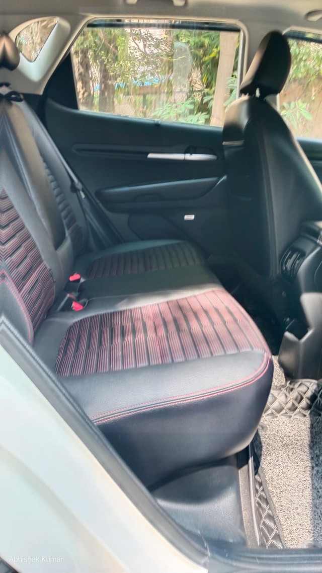 Second-hand 2022 Kia Sonet GTX Plus Turbo DCT DT for sale in New Delhi-6