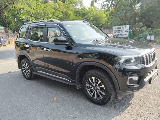 Mahindra Scorpio N Z6 Diesel Second-hand 2024 Mahindra Scorpio N Z6 Diesel for sale in New Delhi