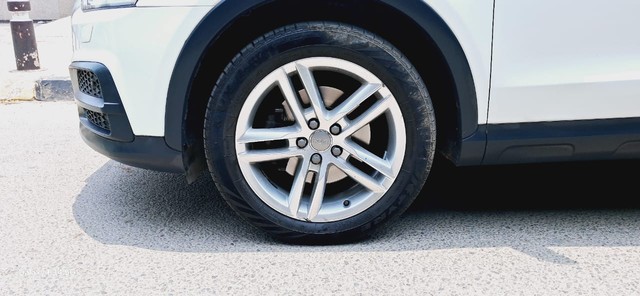 Second-hand 2019 Audi Q3 30 TFSI Premium FWD for sale in New Delhi-17