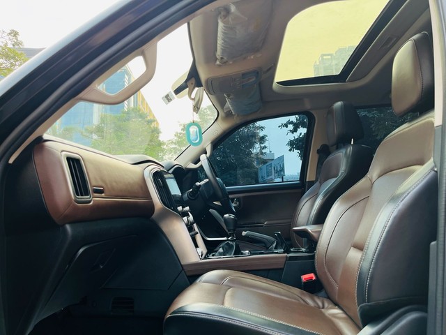 Second-hand 2024 Mahindra Scorpio N Z8 Diesel for sale in Thane-7