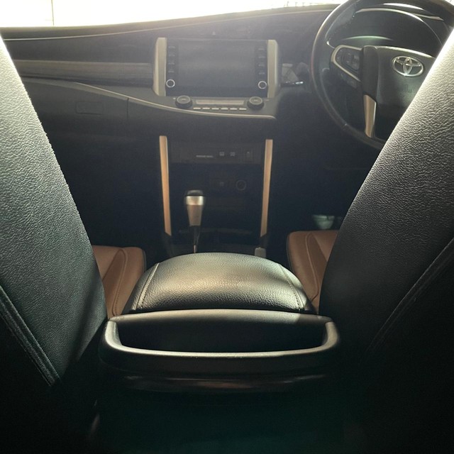 Toyota Innova Crysta 2.4 ZX 7 STR AT Second-hand 2021 Toyota Innova Crysta 2.4 ZX 7 STR AT for sale in Jaipur-11