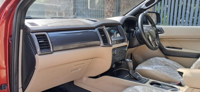 Second-hand 2018 Ford Endeavour 3.2 Titanium AT 4X4 for sale in New Delhi-18