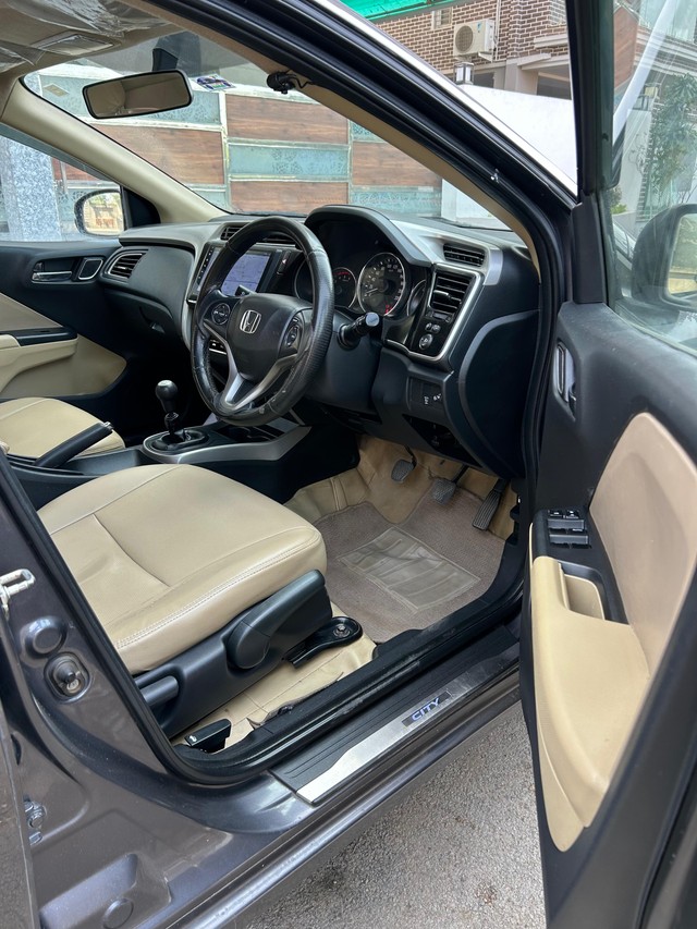 Second-hand 2017 Honda City i DTec V for sale in Nagpur-4