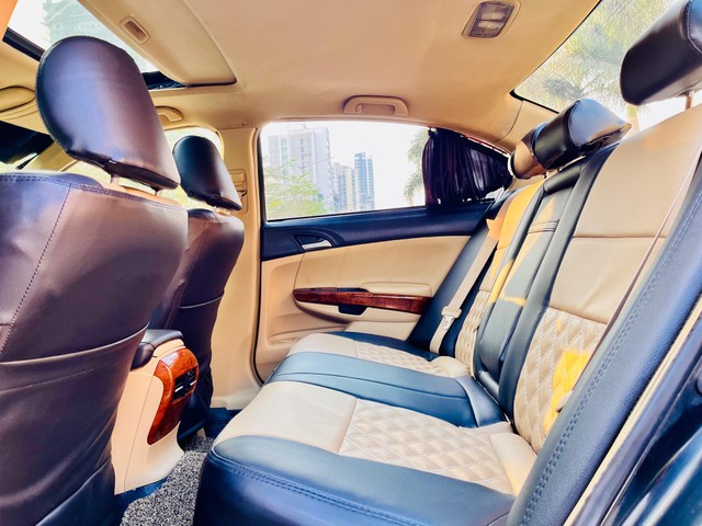 Honda New Accord 2.4 A/T Second-hand 2011 Honda New Accord 2.4 A/T for sale in Thane-7