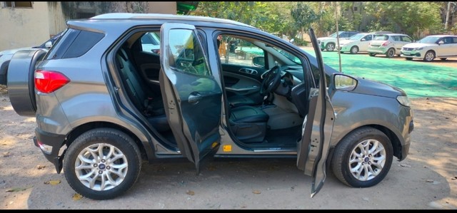 Second-hand 2017 Ford Ecosport 1.5 Ti VCT AT Titanium BSIV for sale in New Delhi-5