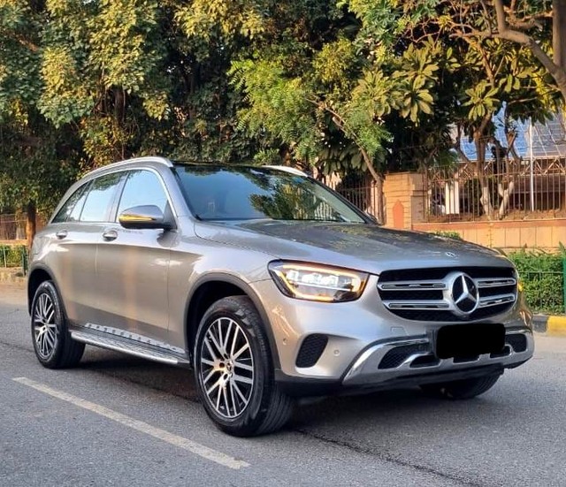 Second-hand 2022 Mercedes-Benz GLC 200 for sale in New Delhi-14
