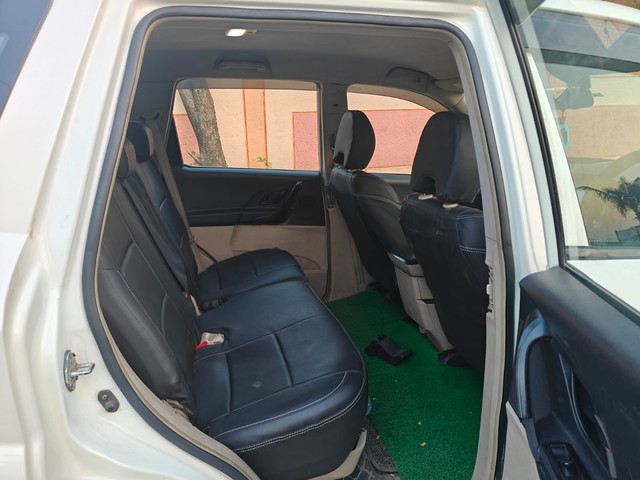 Second-hand 2016 Mahindra XUV500 W4 for sale in Pune-7