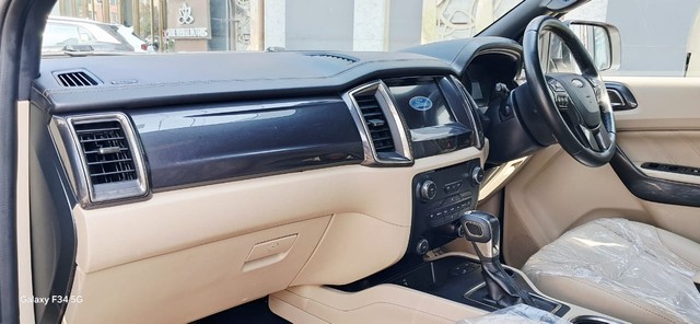 Second-hand 2020 Ford Endeavour Titanium Plus 4X2 for sale in New Delhi-17