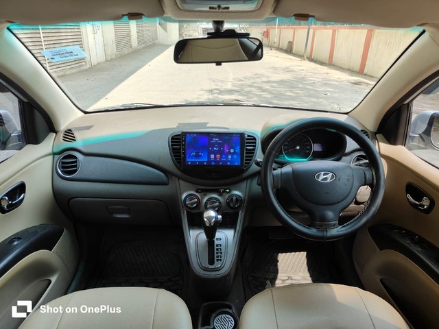 Second-hand 2013 Hyundai i10 Sportz AT for sale in Mumbai-8