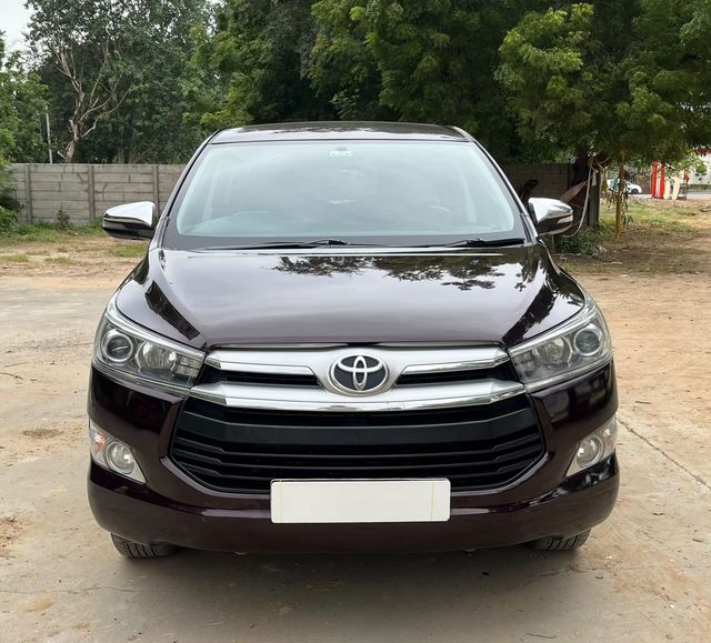 Toyota Innova Crysta 2.8 ZX AT BSIV Second-hand 2016 Toyota Innova Crysta 2.8 ZX AT BSIV for sale in Ahmedabad