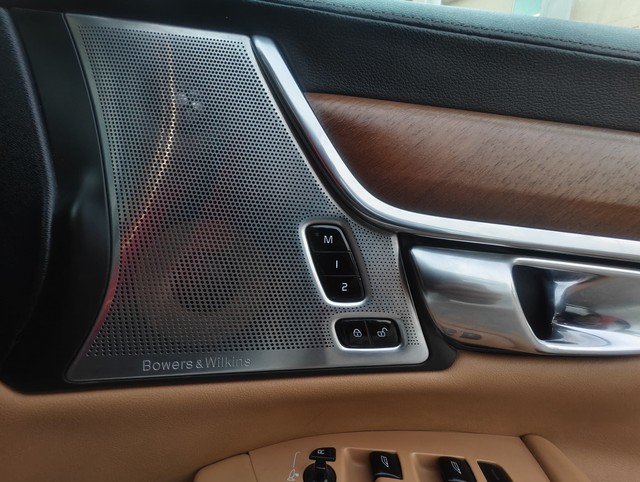 Second-hand 2017 Volvo S90 D4 Inscription BSIV for sale in New Delhi-9