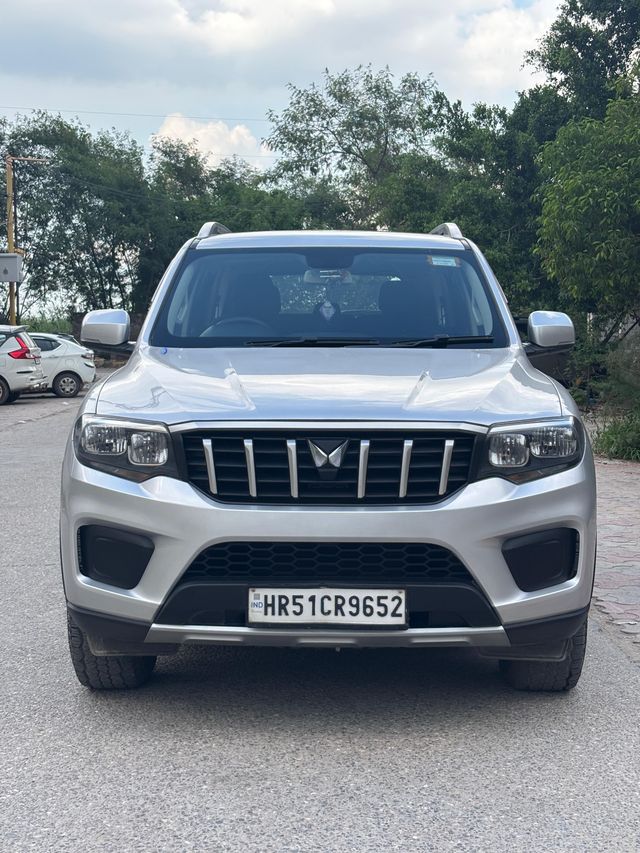 Mahindra Scorpio N Z6 Diesel AT Second-hand 2024 Mahindra Scorpio N Z6 Diesel AT for sale in New Delhi
