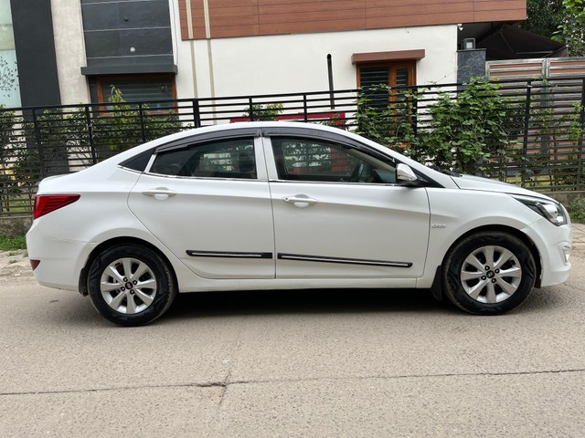 Second-hand 2015 Hyundai Verna 1.6 CRDI for sale in Faridabad-1