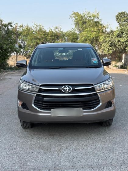 2017 Toyota Innova Crysta 2.7 GX AT BSIV