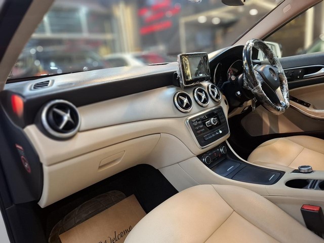 Second-hand 2016 Mercedes-Benz GLA Class 200 CDI SPORT for sale in Nashik-10