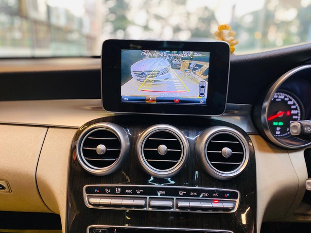 Second-hand 2017 Mercedes-Benz C-Class C 200 Avantgarde Edition C for sale in Nashik-14