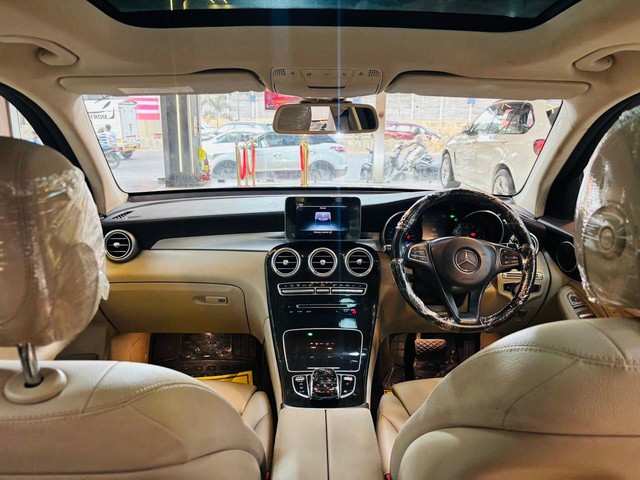 Second-hand 2017 Mercedes-Benz GLC 300 Celebration Edition for sale in Nashik-2