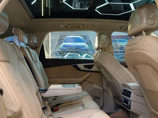 Second-hand 2016 Audi Q7 45 TDI Quattro Premium Plus for sale in Nashik-7