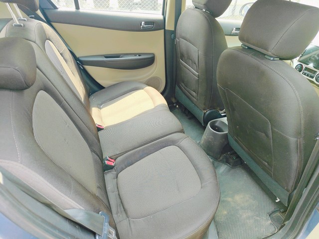 Hyundai i20 Sportz 1.4 CRDi Second-hand 2013 Hyundai i20 Sportz 1.4 CRDi for sale in Pune-4