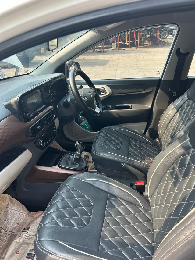 Hyundai Aura SX Plus AMT Second-hand 2020 Hyundai Aura SX Plus AMT for sale in Thane-9