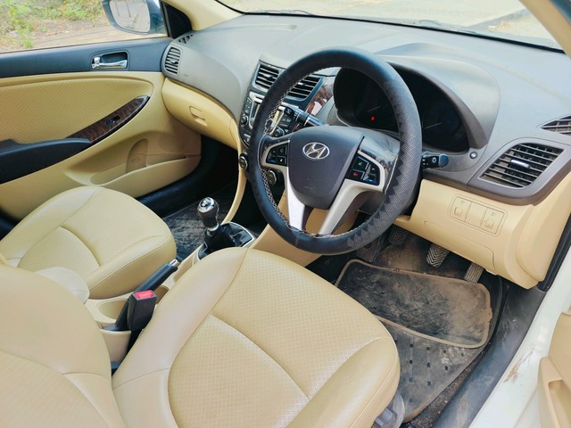 Second-hand 2012 Hyundai Verna 1.6 SX VTVT for sale in Pune-6