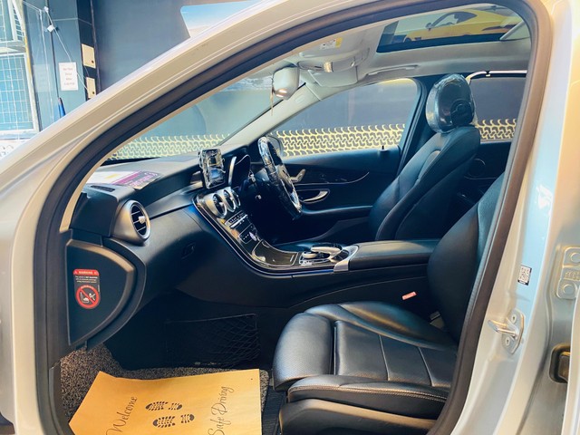 Second-hand 2018 Mercedes-Benz C-Class C 200 Avantgarde Edition C for sale in Nashik-13