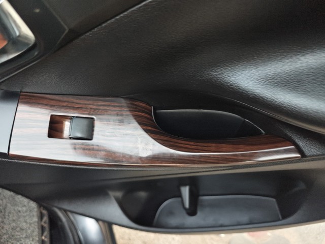 Second-hand 2021 Toyota Innova Crysta 2.4 G 7 STR for sale in New Delhi-9