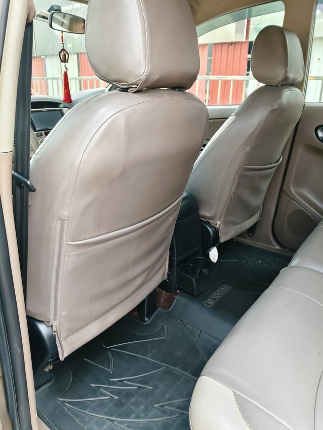Second-hand 2015 Toyota Innova 2.5 G (Diesel) 7 Seater BS IV for sale in Thane-8