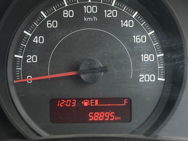 Second-hand 2021 Maruti Swift LXI BSVI for sale in Faridabad-7