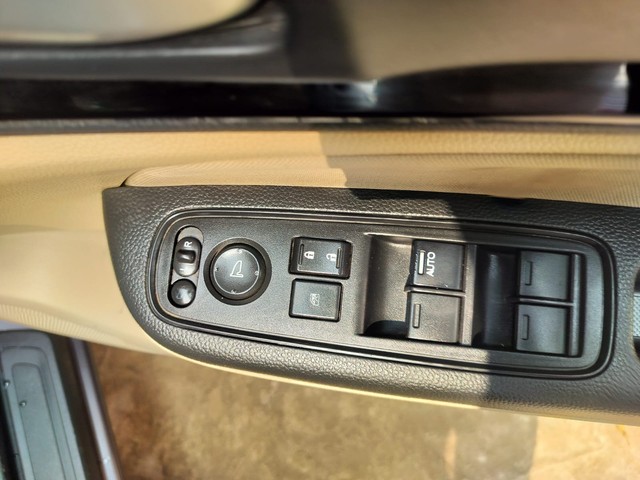 Second-hand 2020 Honda Amaze S Petrol for sale in Thane-11