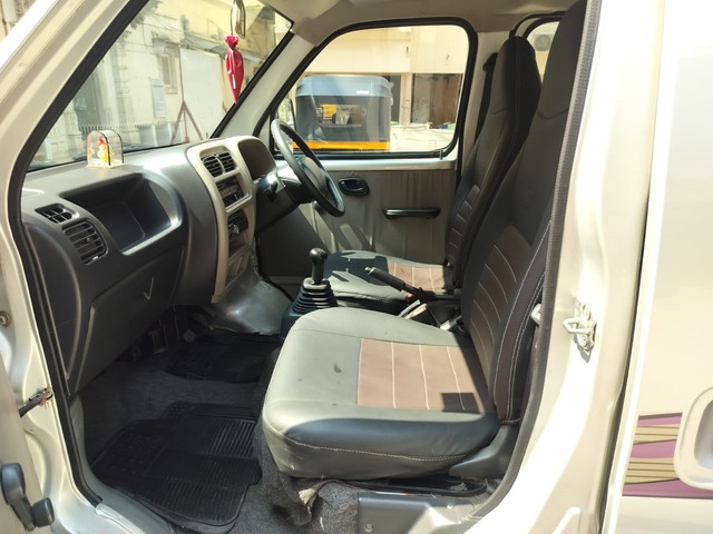 Maruti Eeco 5 STR With AC Plus HTR CNG Second-hand 2013 Maruti Eeco 5 STR With AC Plus HTR CNG for sale in Thane-8