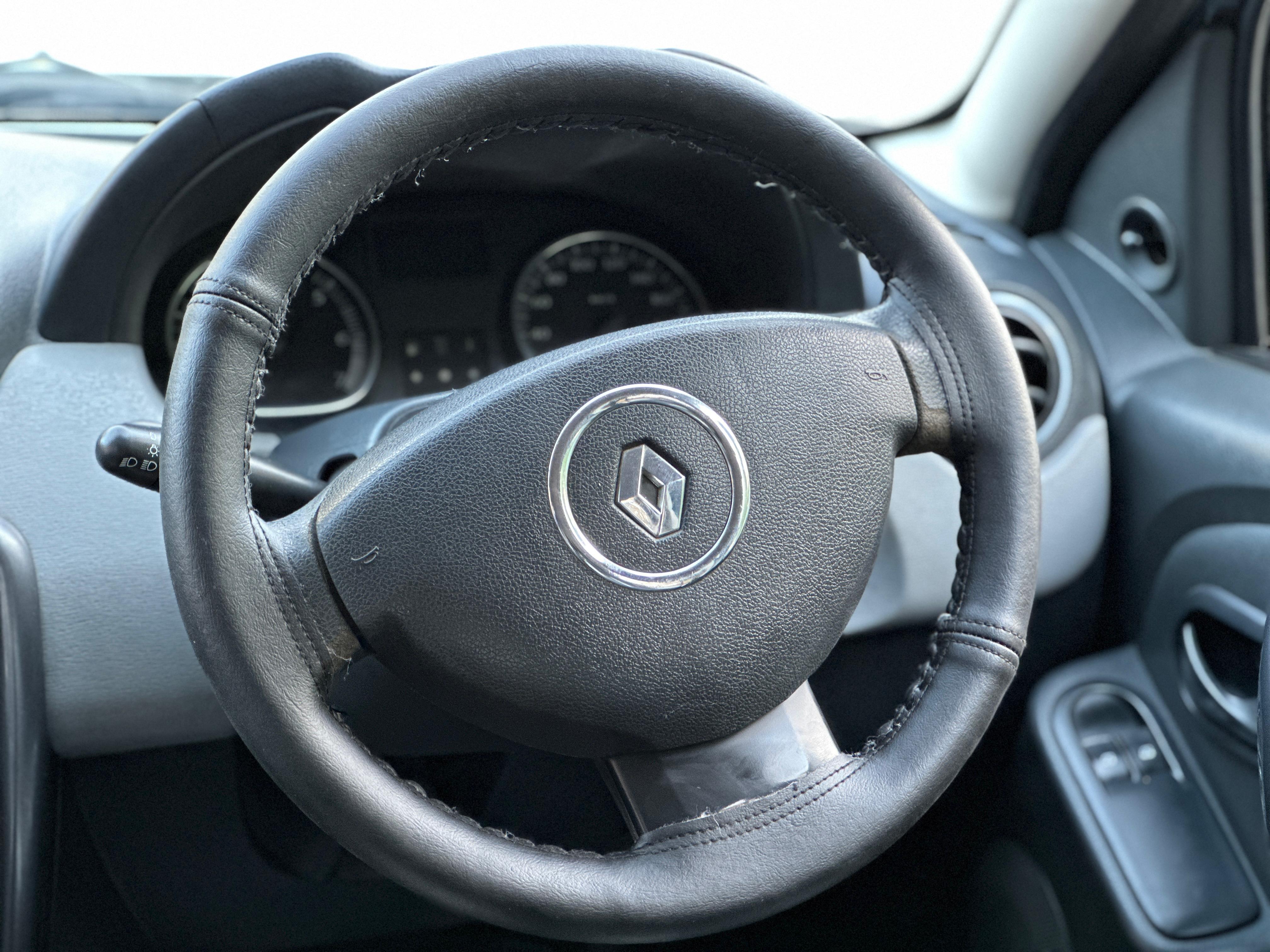 Buy Used Renault Duster 85PS Diesel RxE of 2014 model @ 3,45,000 INR in ...