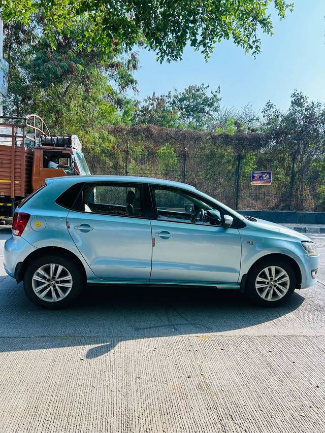 https://images10.gaadi.com/usedcar_image/UKQ1.240624.001/original/49b4a34f-9dde-4638-8a4d-26b923b26c86.jpg?imwidth=6401